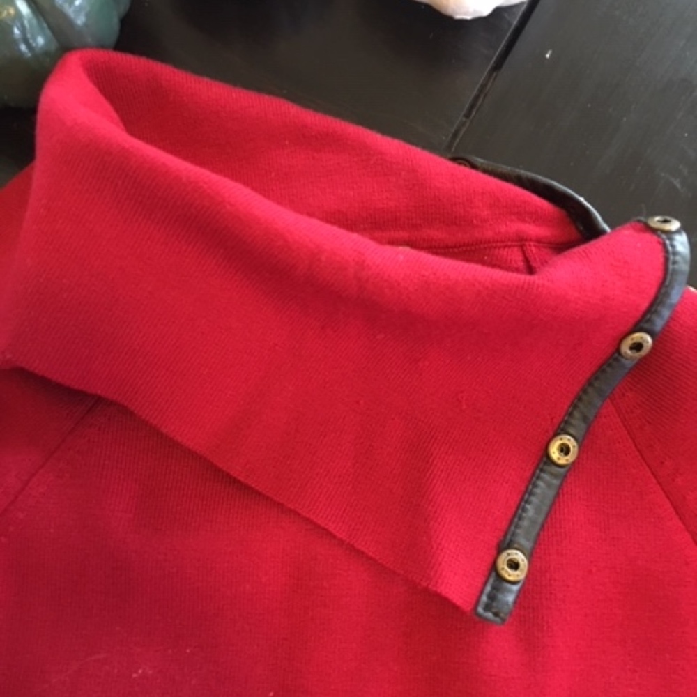 Chameleon Deep Red Silk Sweater with leather trim - Picture 3 of 8